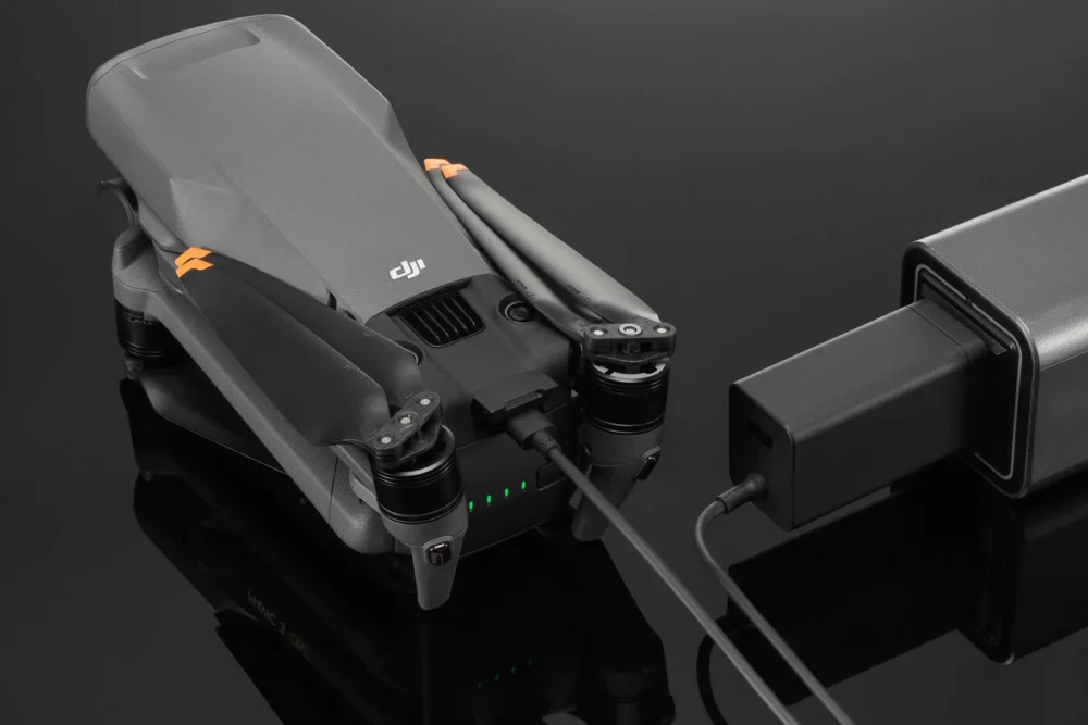 DJI 65W Portable Charger - Image 5